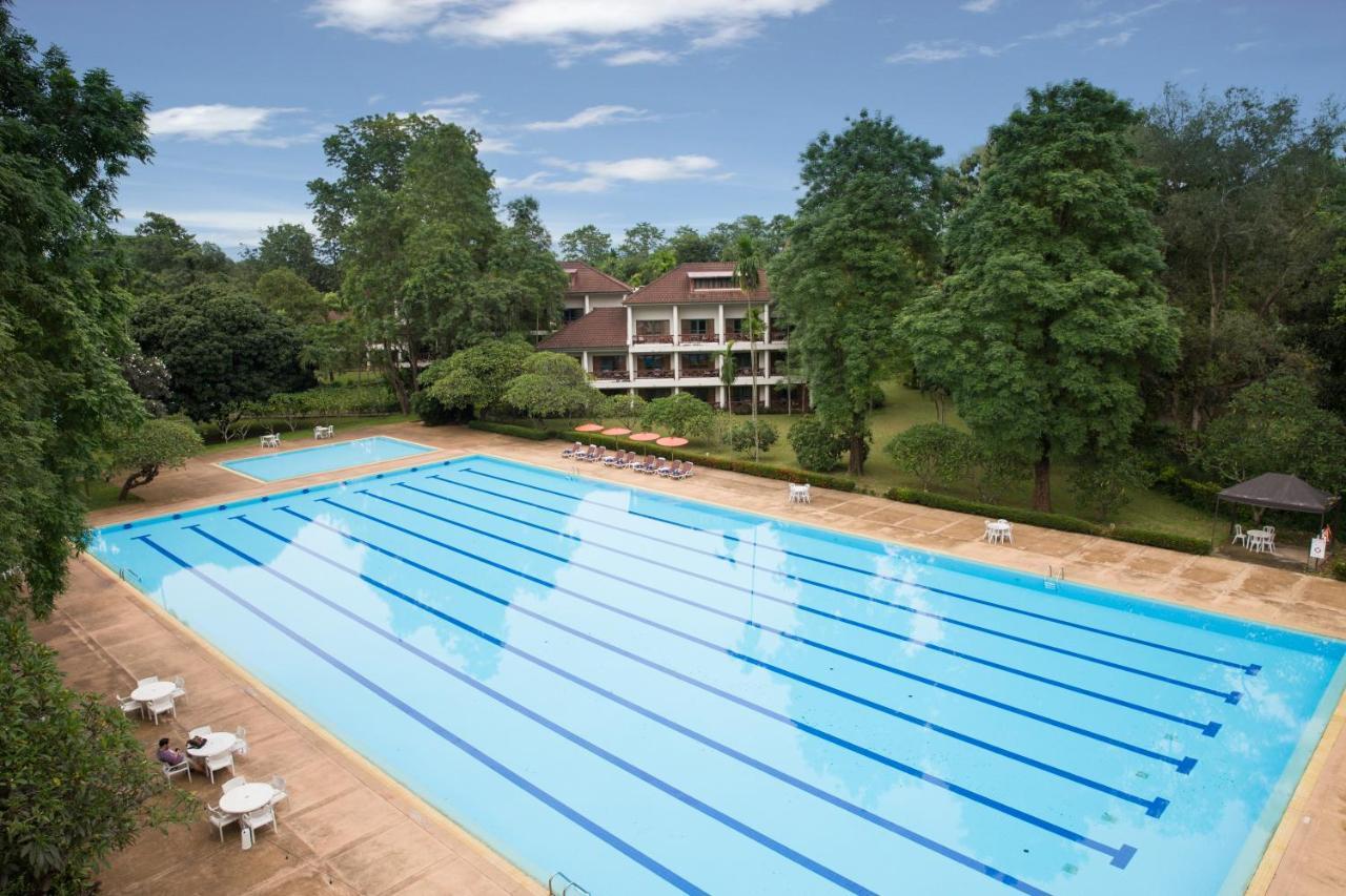 The Imperial Chiang Mai Resort & Sports Club Exterior foto